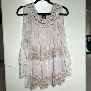 Le marais cream off white shirt lace detail open shoulder longsleeve tiered cuff